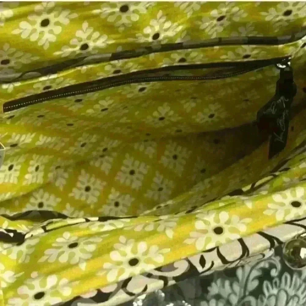 Vera Bradley good minor